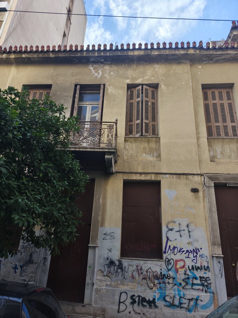 property-img