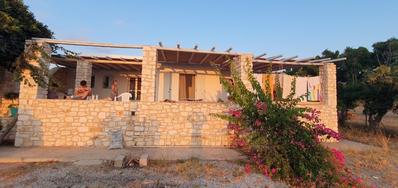 property-img