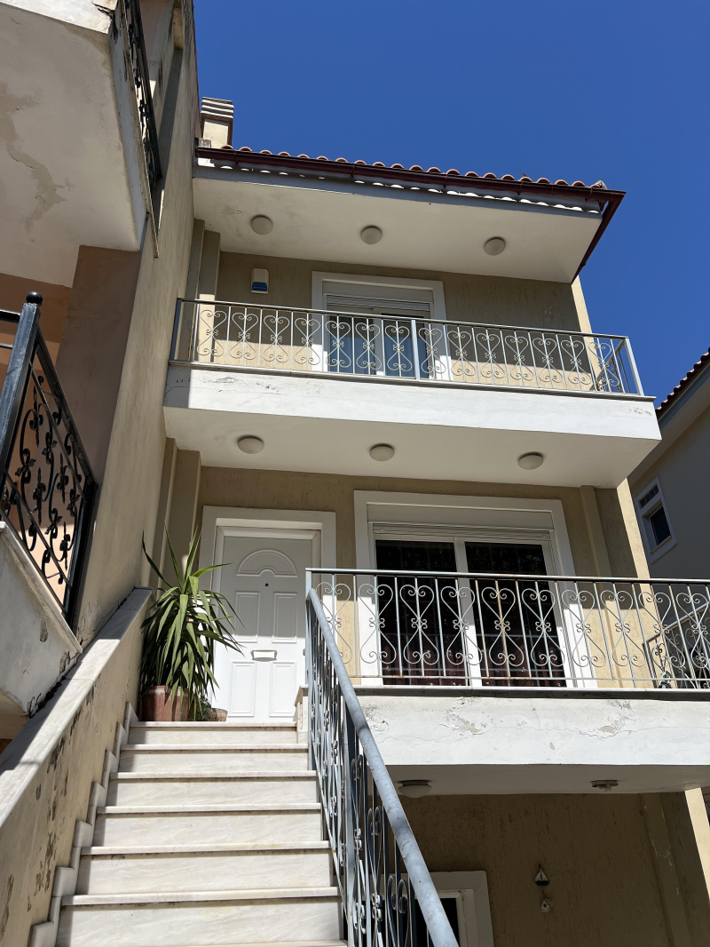 property-img